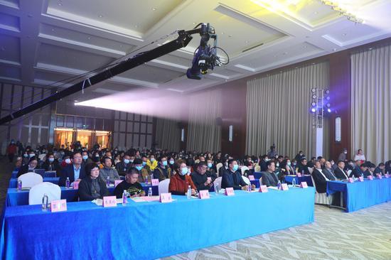 “松山湖·《十月》年度中篇小说榜(2019/2020)颁奖典礼现场