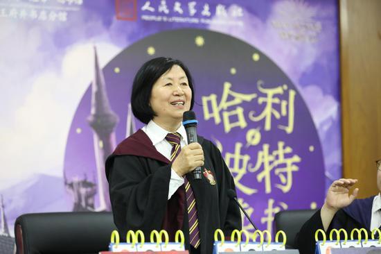 “哈利·波特”系列图书责编王瑞琴老师