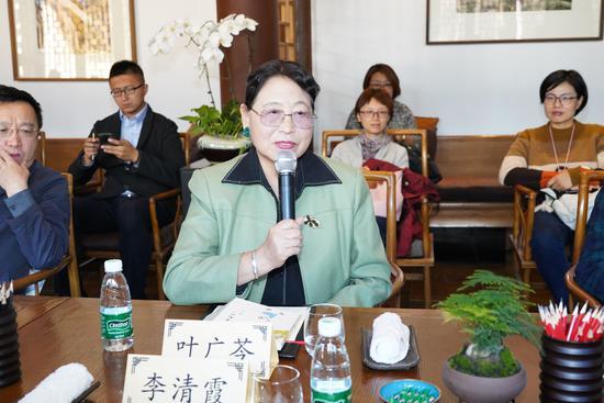 叶广芩在“十月作家居住地·布拉格”居住时获得写作的灵感