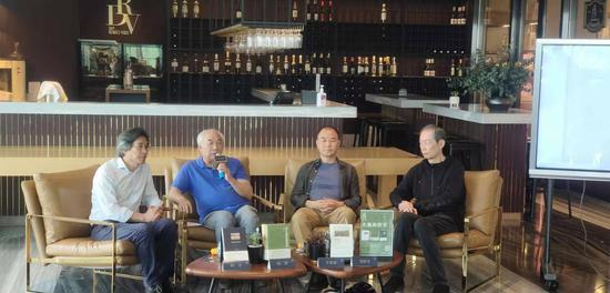 树才、林莽、王家新、周新京谈他们心中的苇岸