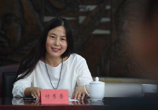 《陌上》作者付秀莹(摄影:罗晓光)