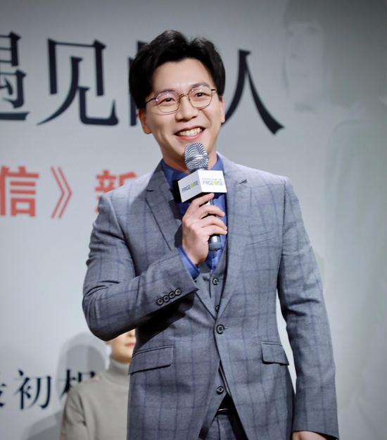 陈铭表示,看到鲁豫文章前面那些年轻人焦虑的提问,很有画面感。