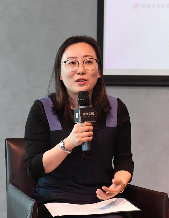 青年评论家戴瑶琴比较关注小说中时代(或城市)和个人的关系(杨志成摄)