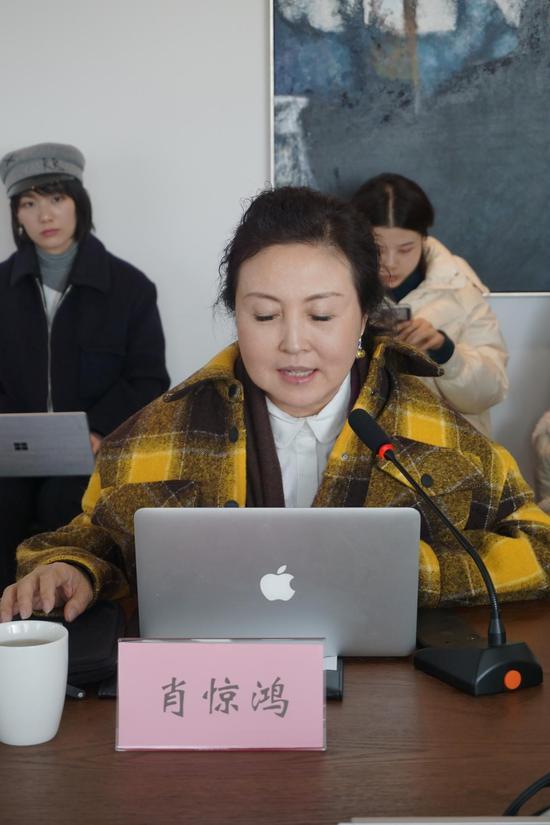中国作协网络文学中心研究员、中国作协网络文学研究院副院长肖惊鸿