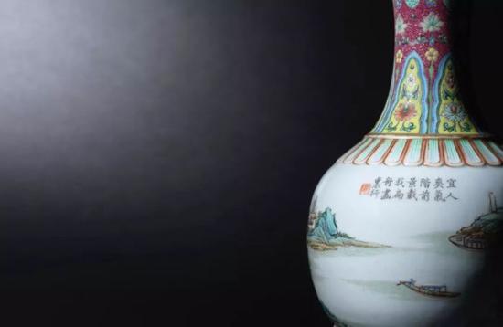 清乾隆 磁胎洋彩锦上添花御题诗描金“玉泉山”图瓶 青花六字篆书款