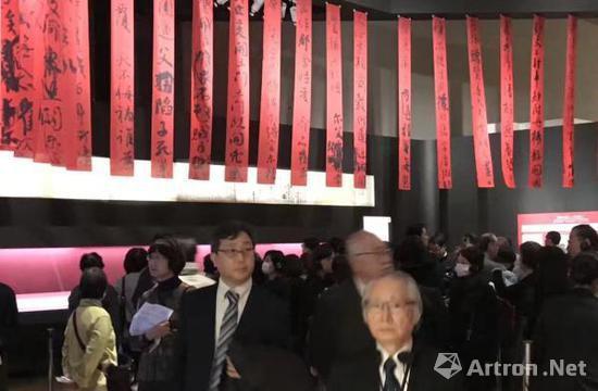 颜真卿《祭侄文稿》在东京国立博物馆有专门设置的区域进行展示 乐震文 图