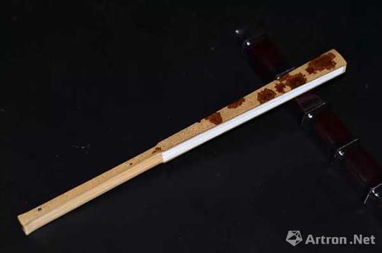 云妃马牙折扇