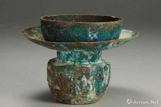 陕西吕大临家族墓地出土残留有宋代茶叶之铜盏、铜盂一套