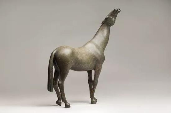 曹云《什伐赤》40×43×16cm 青铜 2014