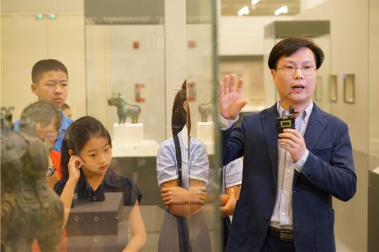 (图片:中国国家博物馆展览一部策展人闫志)
