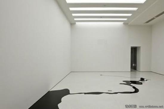 基蒂﹒克劳斯《无题》装置,纽约古根汉姆美术馆,2006年