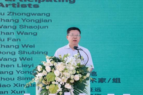 桂林市人大常委会副主任李滨