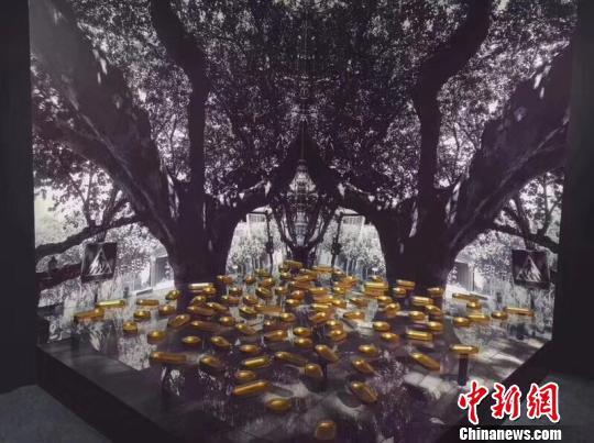 结合了城市风景和传统工艺的“南京之光”装置艺术 黄培 摄