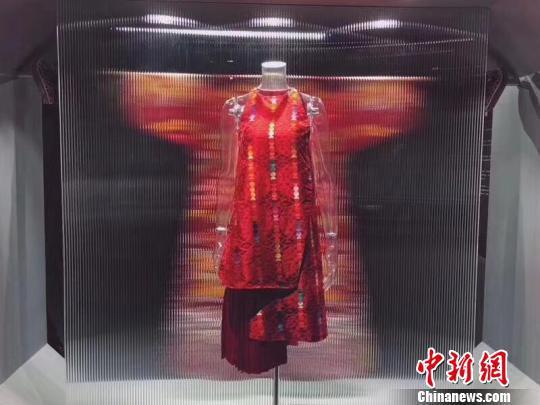 一件云锦嫁衣的前世今生 黄培 摄