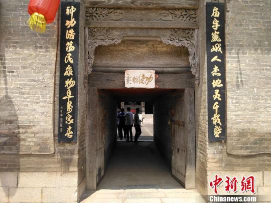 山西长治郊区古村落延续400年,期待新生。 李新锁 摄
