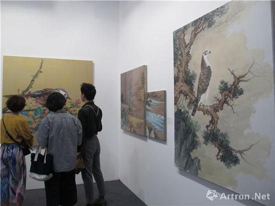 人气+买气:画廊试水未知市场