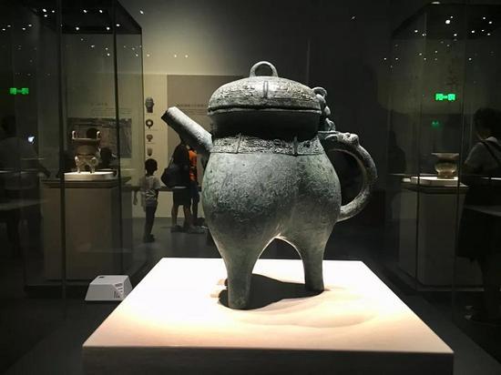 兽面纹盉