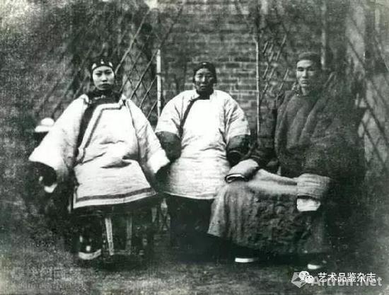 郎静山父母结婚照
