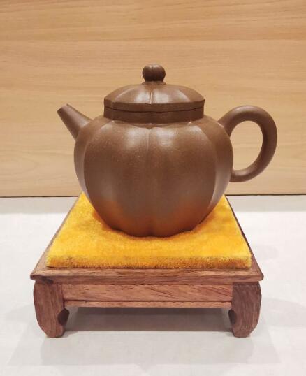 程曙紫砂壶作品--小圆菱