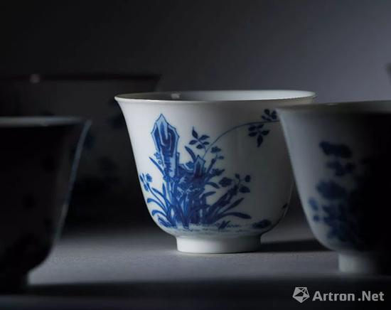 清康熙青花十二花神杯之水仙杯 佳士得2018年秋拍拍品