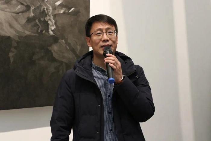 美术馆直属党支部书记韩文超发言