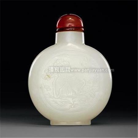 收藏鼻烟壶贵在精,宁精勿滥;不要以不合理的高价收购鼻烟壶,应静待时机,不能操之过急。