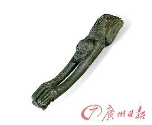 木雕长臂猿南京博物院藏