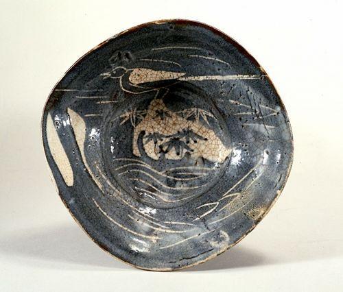 安土桃山——江戸时代鼠志野鹡鸰文鉢