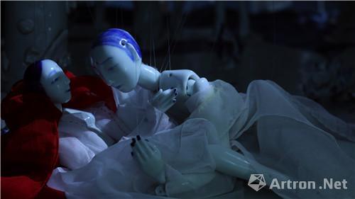 “首届青年陶艺双年展”呈现作品 耿雪 《海公子》 瓷雕塑短片 高清视频 2014