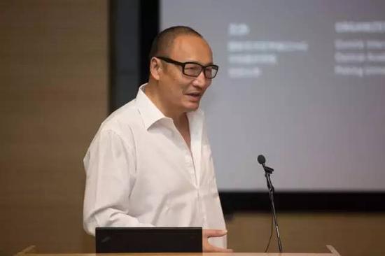 ▲ 北京大学教授、大会筹委会北大秘书处朱青生