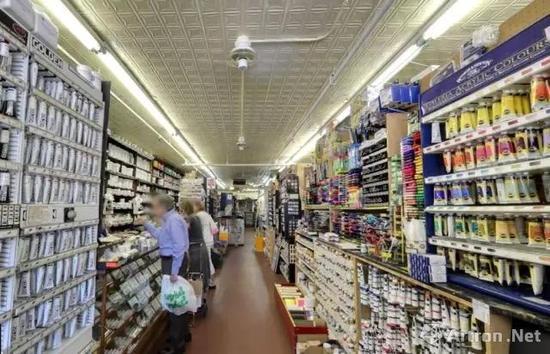 去年九月关门的纽约中央美术用品公司