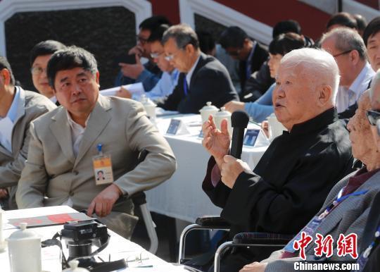 两院院士吴良镛 杜洋 摄