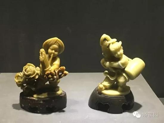 《神州大地处处春》组雕,14*11*7(厘米),封门石,1972年,张爱廷作。