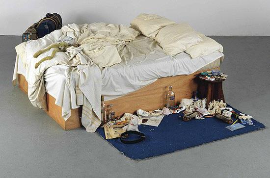 翠西·埃敏,《我的床》(My Bed,1998)。图片:Courtesy of Tate。