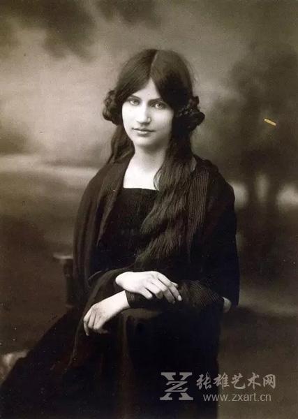 Jeanne-Hébuterne(珍妮·赫布特尼),-Modigliani‘s-wife