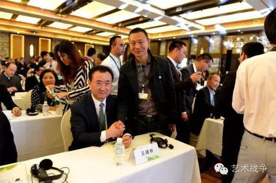 收藏团队:听取专家团的建议和意见