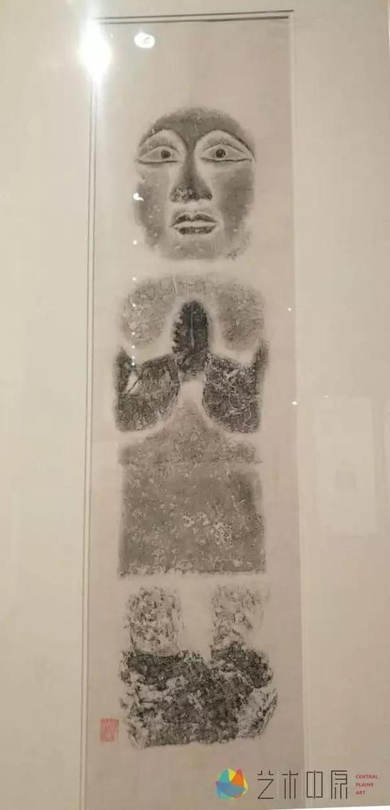 《石刻思维佛》