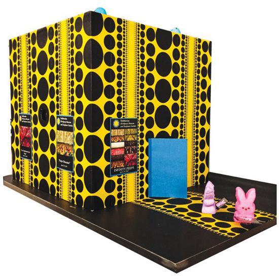 “Peep Show: All the Eternal Love I Have for the Peeps“外观,摄影:Darrow Montgomery。图片:致谢Washington City Paper