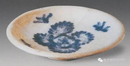 图四:2青花瓷盘