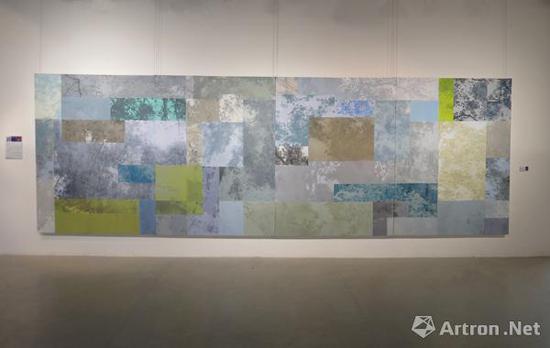宋涛 《gray》 200cm×600cm 布面油画 2017 西安美术学院 指导老师:赵建