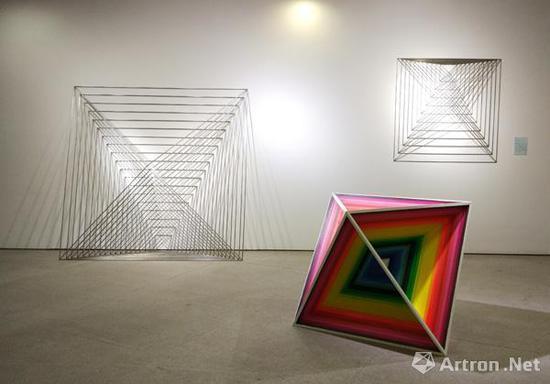 中央美院研究生毕业展现场:王成普作品 《V2于空间》