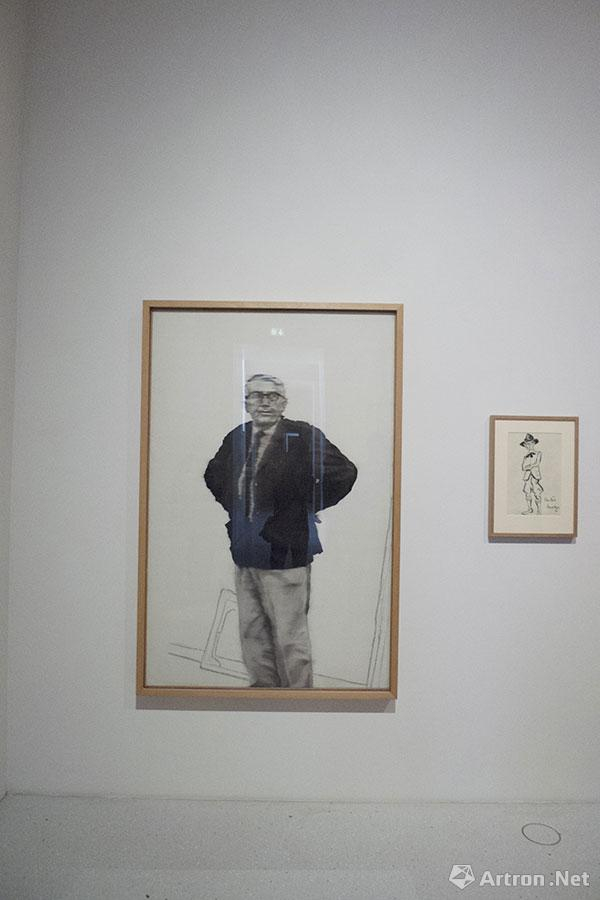 Arnold Bode 作品对面展出的是格哈德里希特画的Arnold Bode 的肖像