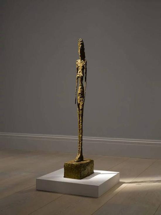 阿尔贝托-贾科梅蒂,《Grande Figure》(1947)。图片:Courtesy Sotheby’s