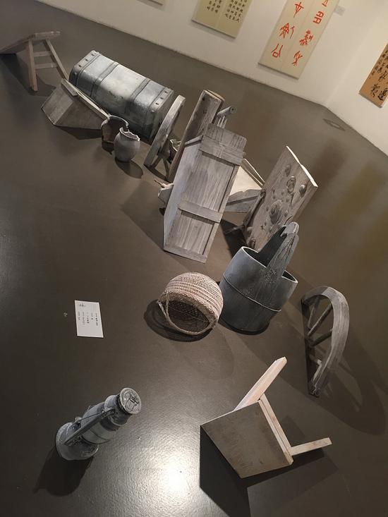 作品名称:缺 作 者:孙林群 指导教师:冯且