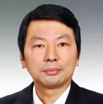 王漪,1959年7月出生。中国美术家协会会员,上海美术家协会常务理事,全国书画名家馆联会副秘书长,上海中国画院画师,陆俨少艺术院院长。
