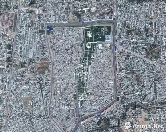 2011年和2016年沙赫利苏伯兹历史中心对比卫星图