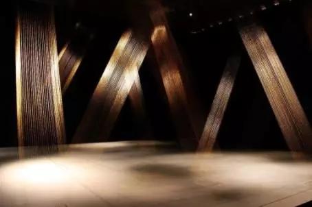 Lygia Pape的《Ttetia 1, C》(2003)