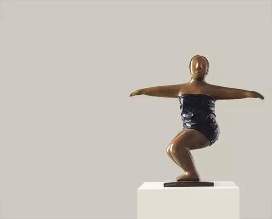 《瑜伽 NO.5》60X24X57cm 铸铜 2008