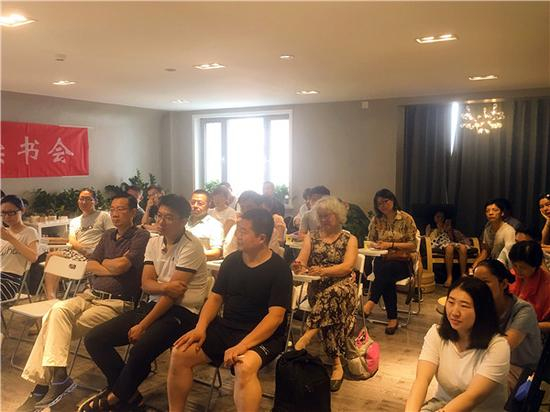 现场来了许多读者,多数为韦力忠实的粉丝