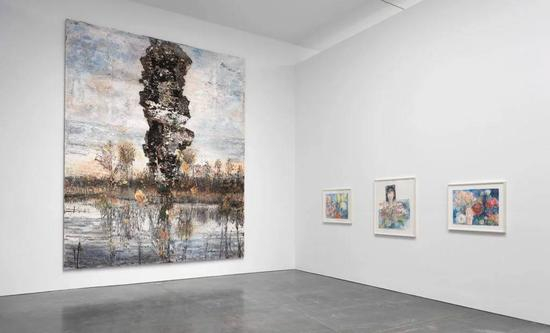 现场视图,安塞姆·基弗“Transition from Cool to Warm”(从冷酷至温暖的渐变)。图片:© Anselm Kiefer。 Photo by Rob McKeever,致谢Gagosian, New York